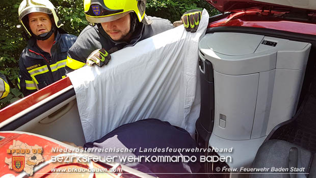 20180604 Verkehrsunfall im Helenental  Foto:  © Freiwillige Feuerwehr Baden-Stad
