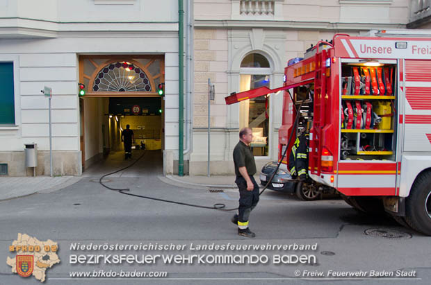 20180611 B3 Brandverdacht Tiefgarage in der Innenstadt von Baden Foto: © Freiwillige Feuerwehr Baden-Stadt 20180611 B3 Brandverdacht Tiefgarage in der Innenstadt von Baden Foto: © Freiwillige Feuerwehr Baden-Stadt