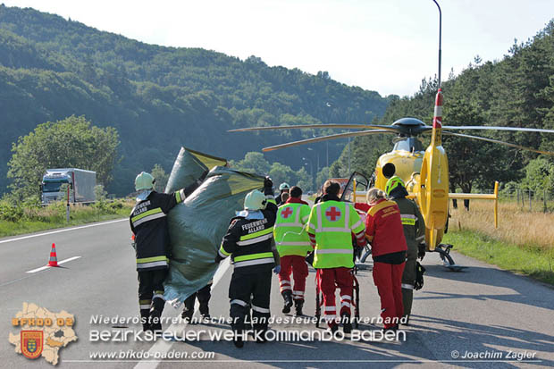 20180618 Schwerer Verkehrsunfall auf der A21 bei Alland (Bezirk Baden)  Foto: © Joachim Zagler FF Alland
