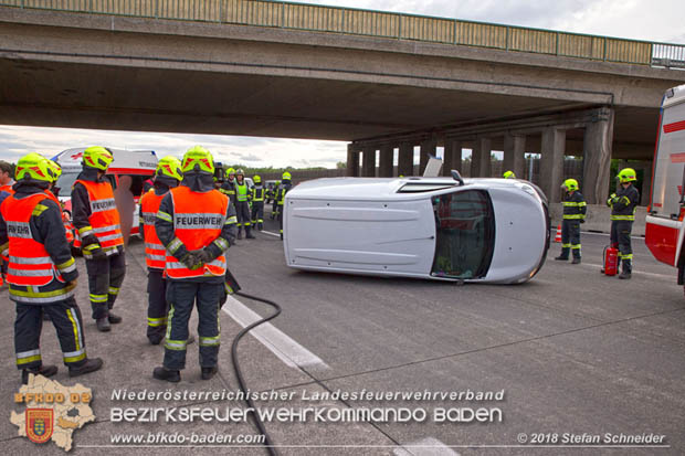 20180624 Verkehrsunfall auf der A2 bei Baden Richtung Wien  Foto: © Stefan Schneider BFK Baden