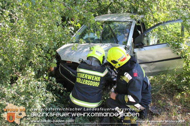 20180702 Verkehrsunfall Möllersdorf - Münchendorf  Foto: © Nadine Skala FF Möllersdorf