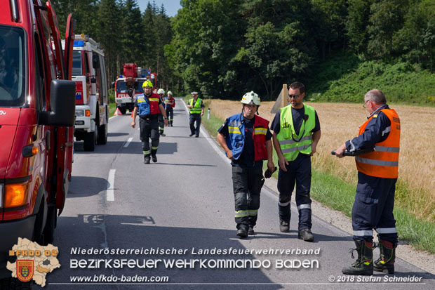 20180703 Lkw Bergung LB210 Alland -Mayerling Foto: © Stefan Schneider 20180703 Lkw Bergung LB210 Alland -Mayerling Foto: © Stefan Schneider