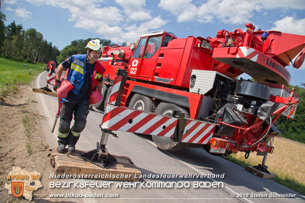 20180703 Lkw Bergung LB210 Alland -Mayerling Foto: © Stefan Schneider 20180703 Lkw Bergung LB210 Alland -Mayerling Foto: © Stefan Schneider