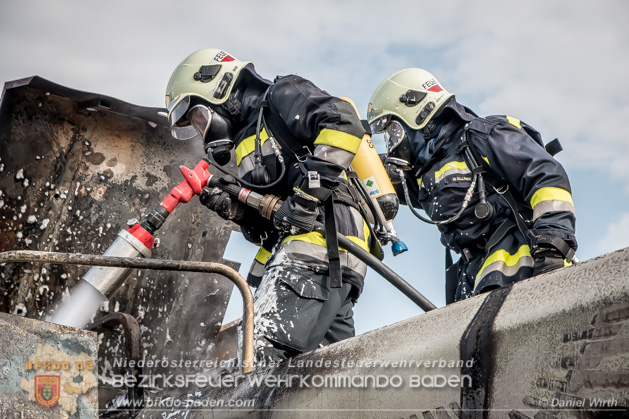 20180715 Mähdrescherbrand Gainfarn - Foto: Daniel Wirth