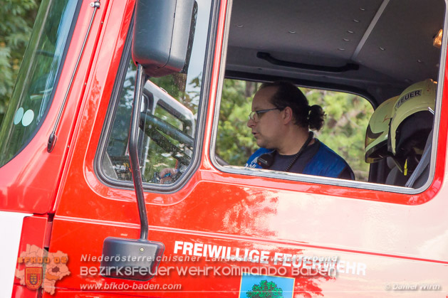 20180715 Mähdrescherbrand Gainfarn - Foto: Daniel Wirth