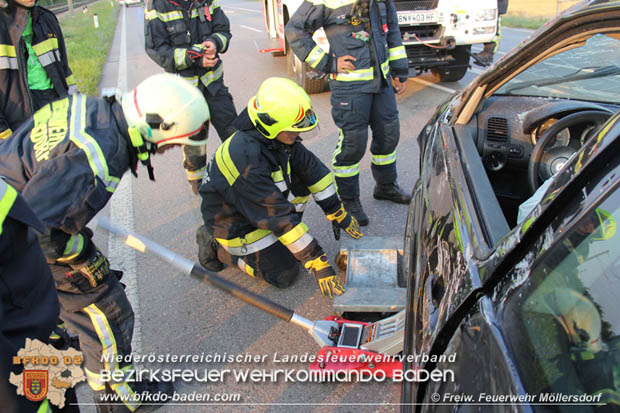 20180721 Verkehrsunfall auf der LB17 in Möllersdorf  Foto: ©  FF Möllersdorf