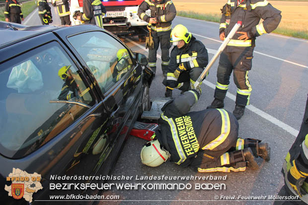 20180721 Verkehrsunfall auf der LB17 in Möllersdorf  Foto: ©  FF Möllersdorf