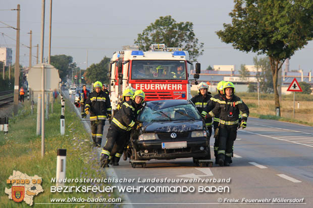 20180721 Verkehrsunfall auf der LB17 in Möllersdorf  Foto: ©  FF Möllersdorf