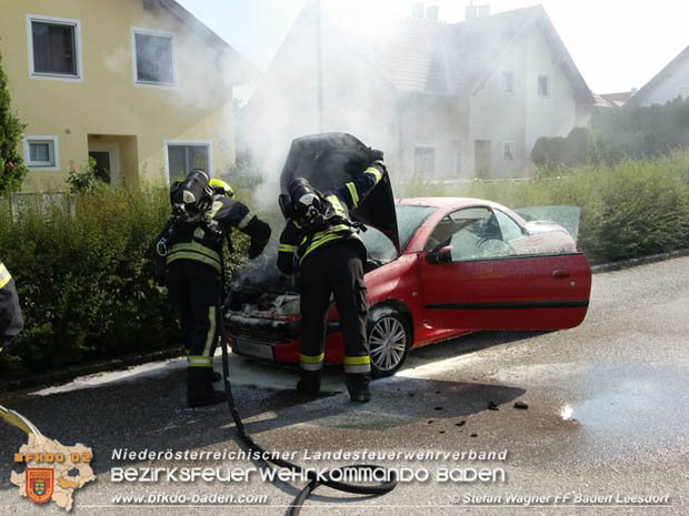 20180728 Fahrzeugbrand in Baden Ortsteil Leesdorf  Foto: © Stefan Wagner FF Baden-Leesdorf