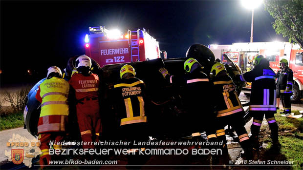 20180730 Verkehrsunfall mit Personenrettung in Pottendorf  Foto: © Stefan Schneider