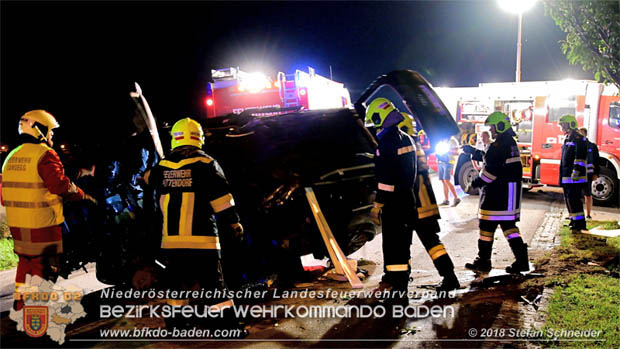 20180730 Verkehrsunfall mit Personenrettung in Pottendorf  Foto: © Stefan Schneider