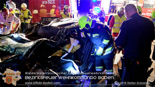 20180730 Verkehrsunfall mit Personenrettung in Pottendorf  Foto: © Stefan Schneider