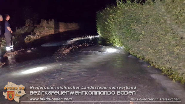 20180809 Kleingartensiedlung in Traiskirchen nach Wasserrohrbruch überflutet  Foto: © Franz Pölleritzer FF Traiskirchen-Stadt