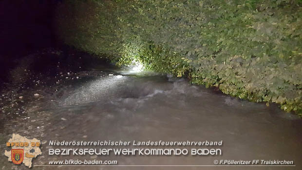 20180809 Kleingartensiedlung in Traiskirchen nach Wasserrohrbruch überflutet  Foto: © Franz Pölleritzer FF Traiskirchen-Stadt