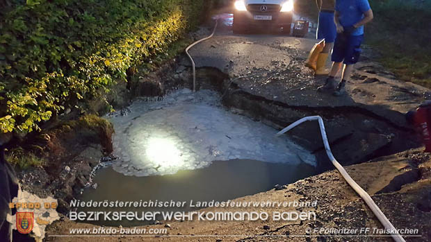 20180809 Kleingartensiedlung in Traiskirchen nach Wasserrohrbruch überflutet  Foto: © Franz Pölleritzer FF Traiskirchen-Stadt