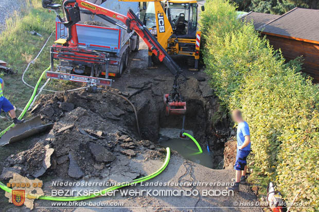 20180809 Kleingartensiedlung in Traiskirchen nach Wasserrohrbruch überflutet  Foto: © Hans Dietl FF Möllersdorf