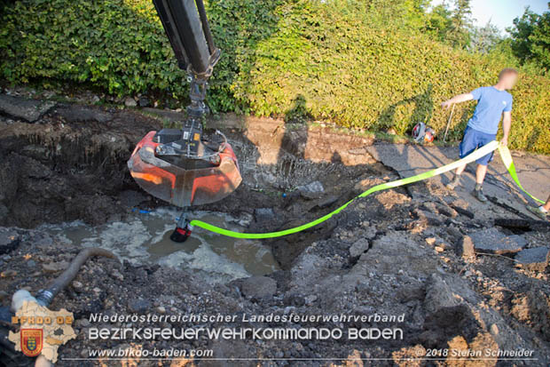 20180809 Kleingartensiedlung in Traiskirchen nach Wasserrohrbruch überflutet  Foto: © Stefan Schneider