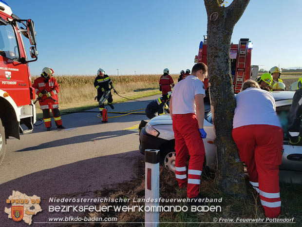 20180827 Verkehrsunfall auf der L40480 Pottendorf >> Siegersdorf  Foto: © Christian Wernig FF Pottendorf