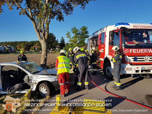 20180827 Verkehrsunfall auf der L40480 Pottendorf >> Siegersdorf  Foto: © Christian Wernig FF Pottendorf