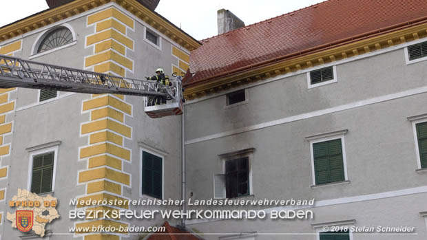 20180907 Brand im Wasserschloss Kottingbrunn Foto: © Stefan Schneider 20180907 Brand im Wasserschloss Kottingbrunn Foto: © Stefan Schneider