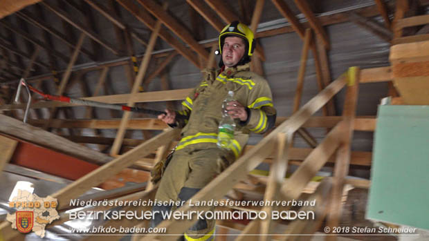 20180907 Brand im Wasserschloss Kottingbrunn Foto: © Stefan Schneider 20180907 Brand im Wasserschloss Kottingbrunn Foto: © Stefan Schneider