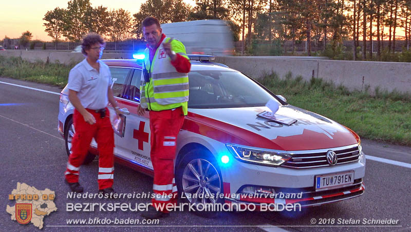 20180912 Verkehrsunfall mit 3 Verletzten auf der A2 bei Leobersdorf Foto: © Stefan Schneider 20180912 Verkehrsunfall mit 3 Verletzten auf der A2 bei Leobersdorf Foto: © Stefan Schneider