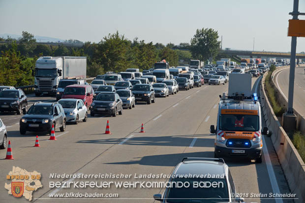 20180918 Verkehrsunfall auf der A2 beim Knoten Guntramsdorf  Foto: © Stefan Schneider 