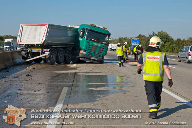20180918 Verkehrsunfall auf der A2 beim Knoten Guntramsdorf  Foto: © Stefan Schneider 