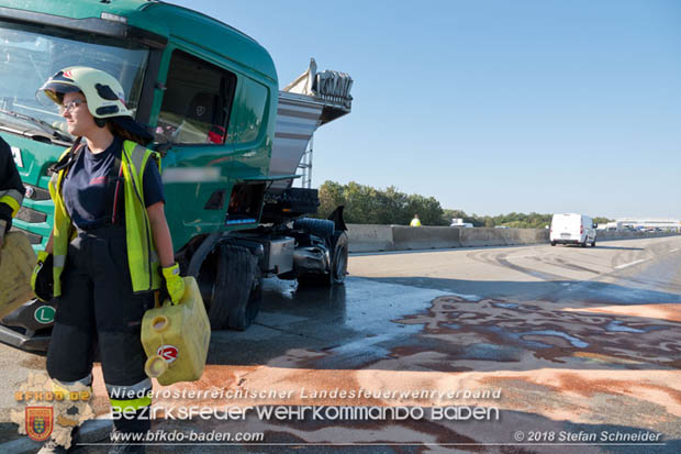 20180918 Verkehrsunfall auf der A2 beim Knoten Guntramsdorf  Foto: © Stefan Schneider 
