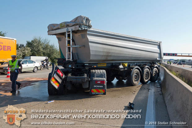 20180918 Verkehrsunfall auf der A2 beim Knoten Guntramsdorf  Foto: © Stefan Schneider 