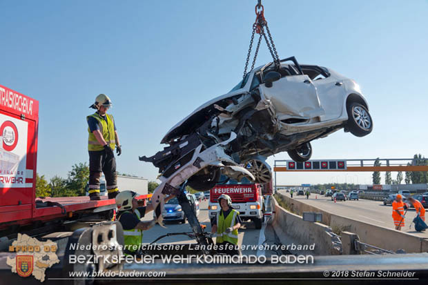 20180918 Verkehrsunfall auf der A2 beim Knoten Guntramsdorf  Foto: © Stefan Schneider 