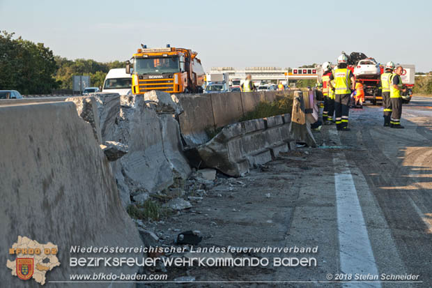 20180918 Verkehrsunfall auf der A2 beim Knoten Guntramsdorf  Foto: © Stefan Schneider 