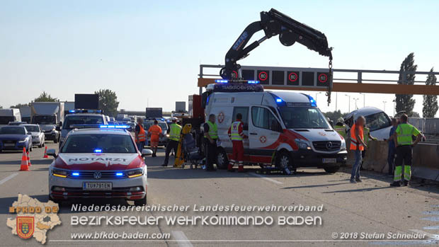 20180918 Verkehrsunfall auf der A2 beim Knoten Guntramsdorf  Foto: © Stefan Schneider 