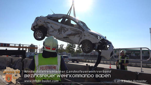 20180918 Verkehrsunfall auf der A2 beim Knoten Guntramsdorf  Foto: © Stefan Schneider 