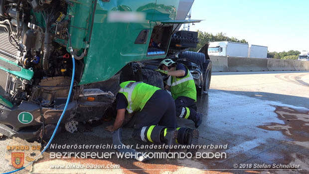 20180918 Verkehrsunfall auf der A2 beim Knoten Guntramsdorf  Foto: © Stefan Schneider 