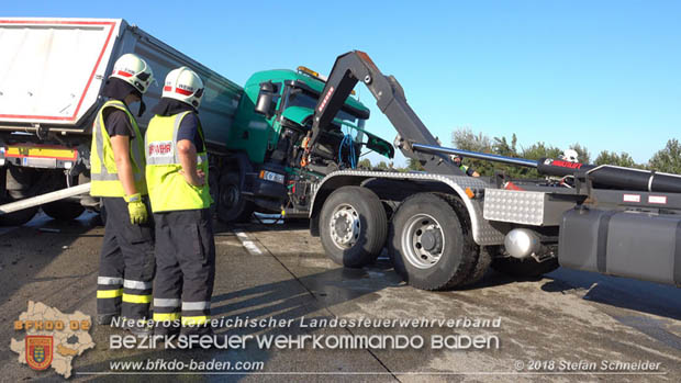 20180918 Verkehrsunfall auf der A2 beim Knoten Guntramsdorf  Foto: © Stefan Schneider 
