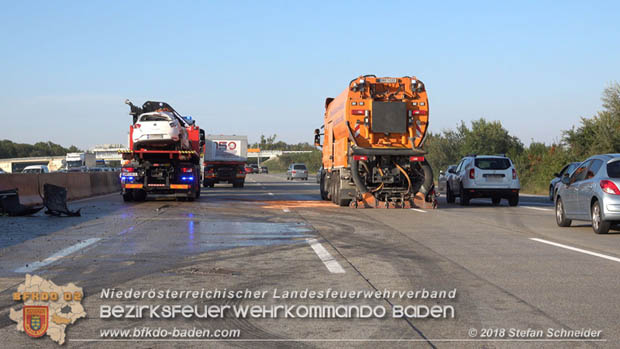 20180918 Verkehrsunfall auf der A2 beim Knoten Guntramsdorf  Foto: © Stefan Schneider 