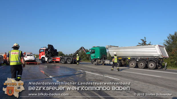 20180918 Verkehrsunfall auf der A2 beim Knoten Guntramsdorf  Foto: © Stefan Schneider 