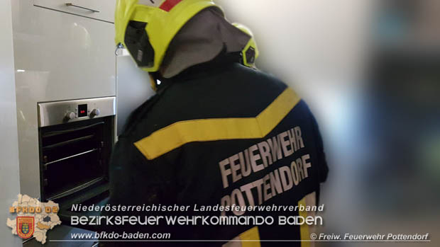 20181009 "Messerscharfer Kürbis im Backrohr sorgte für Feuerwehreinsatz  Foto: © Freiwillige Feuerwehr Pottendorf