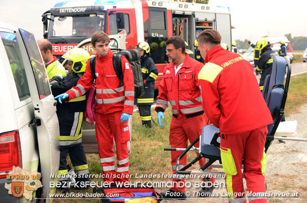 20181017 Schwerer Verkehrsunfall auf der L157 Pottendorf-Tattendorf Foto: © Thomas Lenger Monatsrevue.at 20181017 Schwerer Verkehrsunfall auf der L157 Pottendorf-Tattendorf Foto: © Thomas Lenger Monatsrevue.at