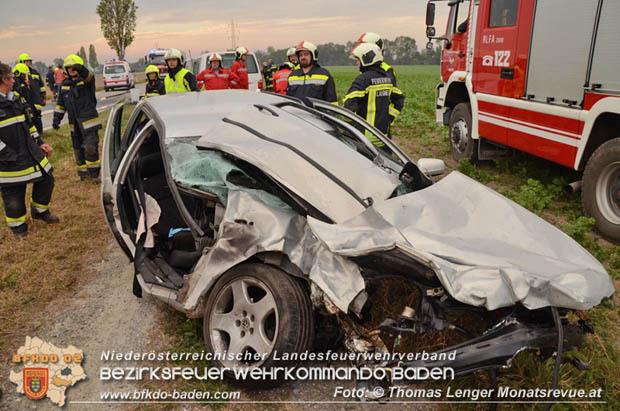 20181017 Schwerer Verkehrsunfall auf der L157 Pottendorf-Tattendorf Foto: © Thomas Lenger Monatsrevue.at 20181017 Schwerer Verkehrsunfall auf der L157 Pottendorf-Tattendorf Foto: © Thomas Lenger Monatsrevue.at