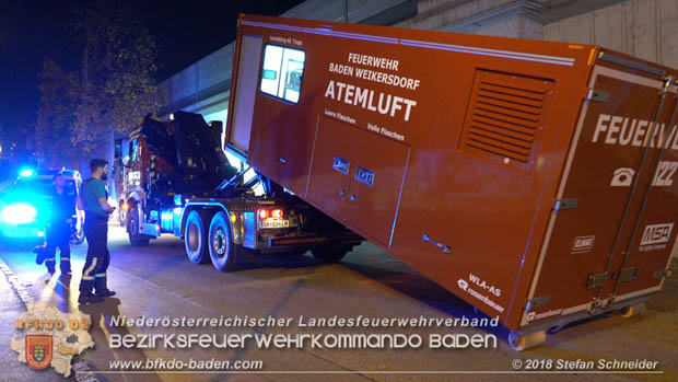 20181018 Stechender Geruch löst Großeinsatz in Baden aus  Foto: © Stefan Schneider