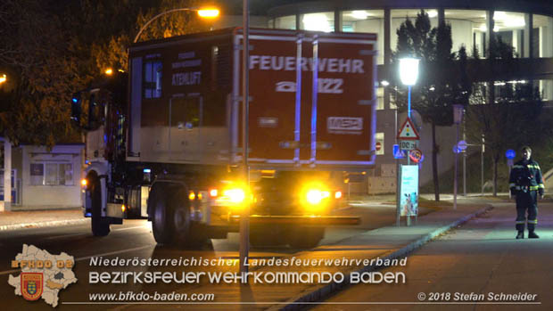 20181018 Stechender Geruch löst Großeinsatz in Baden aus  Foto: © Stefan Schneider
