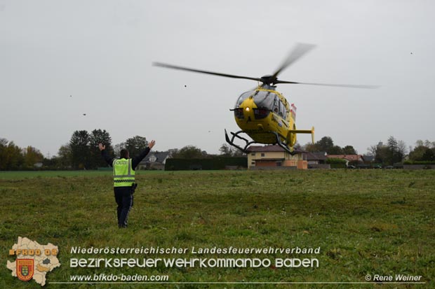 20181027 Verkehrsunfall auf der LB 60 bei Pottendorf  Foto: © Pfingstl FF Pottendorf