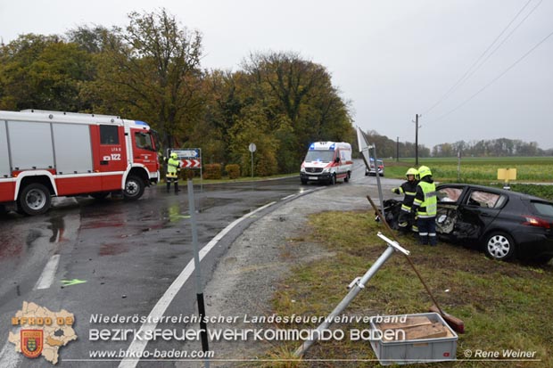 20181027 Verkehrsunfall auf der LB 60 bei Pottendorf  Foto: © ASB Rene Weiner