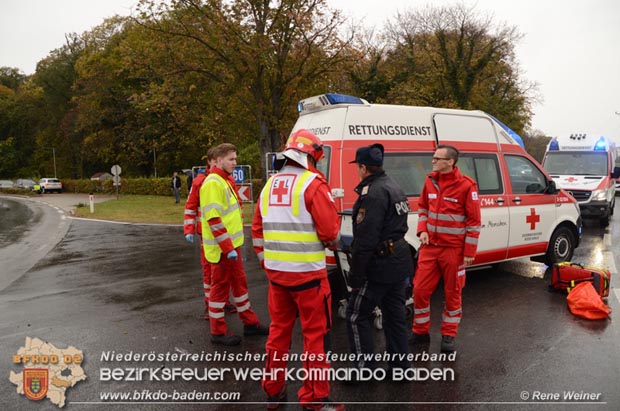 20181027 Verkehrsunfall auf der LB 60 bei Pottendorf  Foto: © ASB Rene Weiner