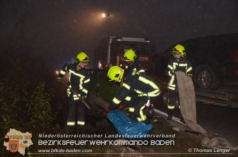20181112 Verkehrsunfall auf der LB156 Trumau-Moosbrunn Foto: © Thomas Lenger Monatsrevue.at 20181112 Verkehrsunfall auf der LB156 Trumau-Moosbrunn Foto: © Thomas Lenger Monatsrevue.at