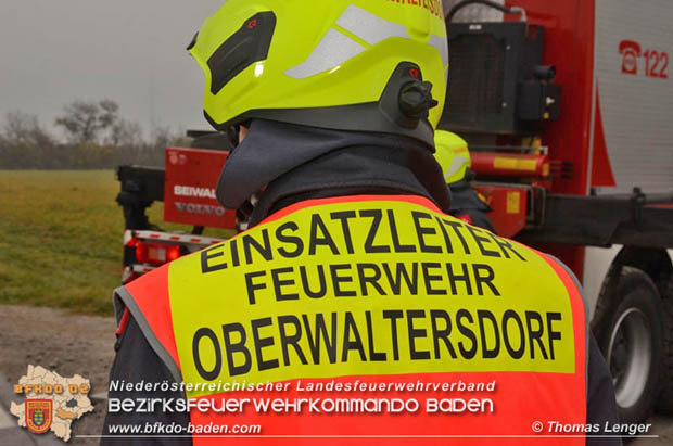 20181112 Frontalzusammenstoß zweier Pkws auf der LB210 zwischen Oberwaltersdorf und Ebreichsdorf Foto: © Thomas Lenger Monatsrevue.at 20181112 Frontalzusammenstoß zweier Pkws auf der LB210 zwischen Oberwaltersdorf und Ebreichsdorf Foto: © Thomas Lenger Monatsrevue.at