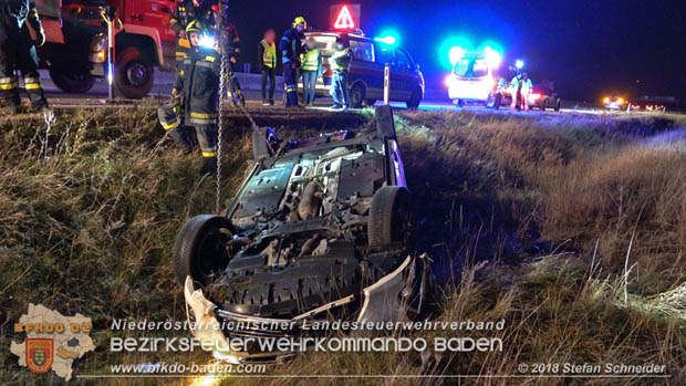 20181117 Verkehrsunfall A2 RFB Wien Höhe Bad Vöslau  Foto: © Stefan Schneider