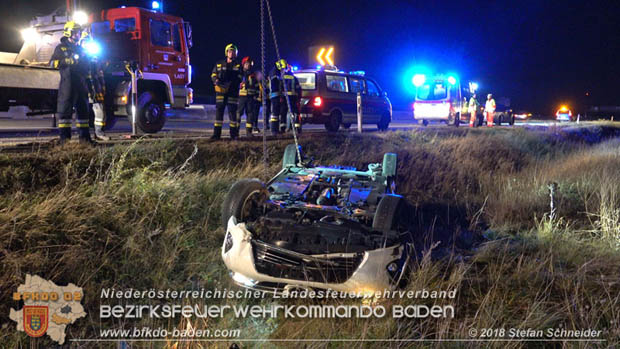 20181117 Verkehrsunfall A2 RFB Wien Höhe Bad Vöslau  Foto: © Stefan Schneider